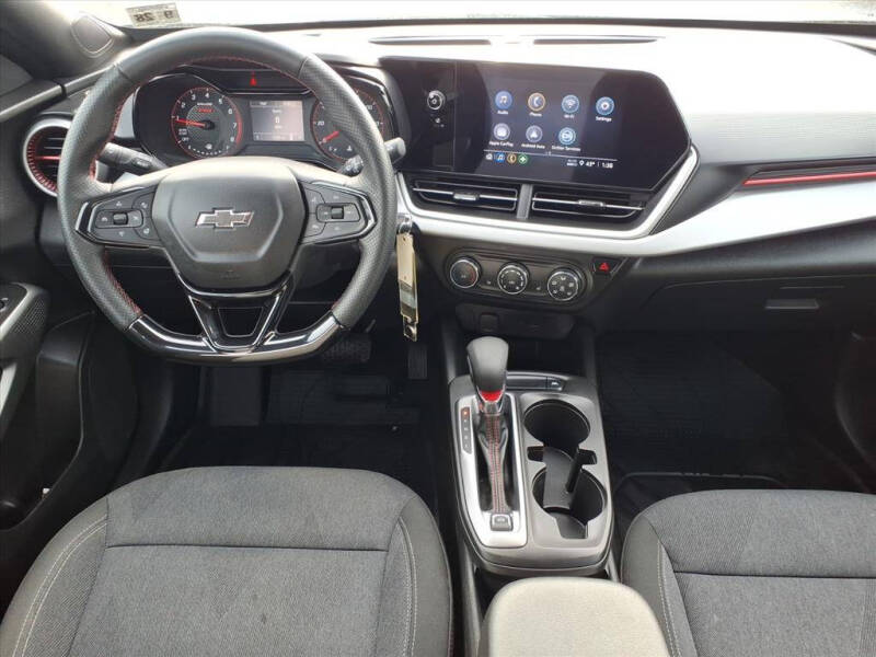 2024 Chevrolet Trax RS