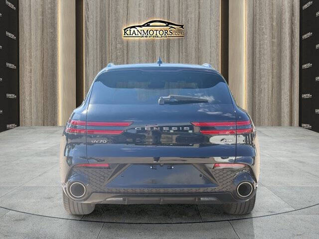 2022 Genesis GV70 2.5T Standard