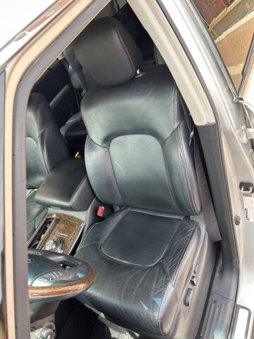 2017 Infiniti QX80