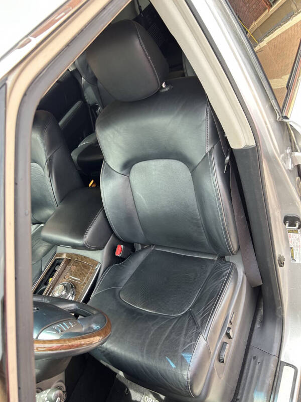 2017 Infiniti QX80