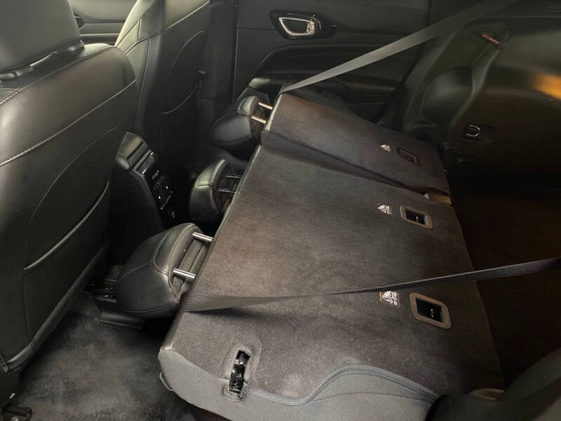 2023 Jeep Compass (Red) Edition