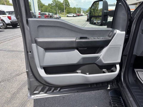 2025 Ford F-350 Super Duty XL