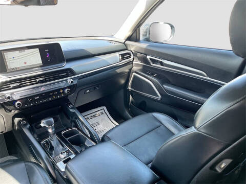 2022 Kia Telluride S