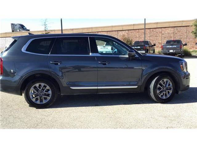 2023 Kia Telluride LX