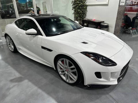 2016 Jaguar F-TYPE R