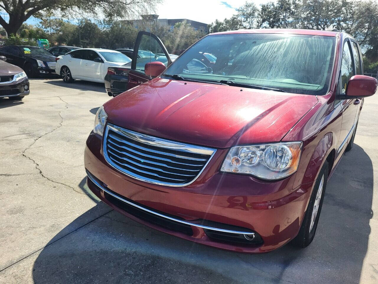 2016 Chrysler Town and Country for sale at FAMILY AUTO BROKERS in Longwood, FL