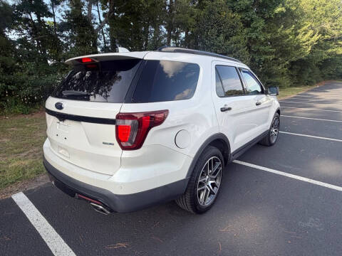 2017 Ford Explorer Sport