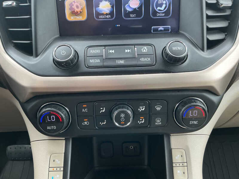 2019 GMC Acadia Denali
