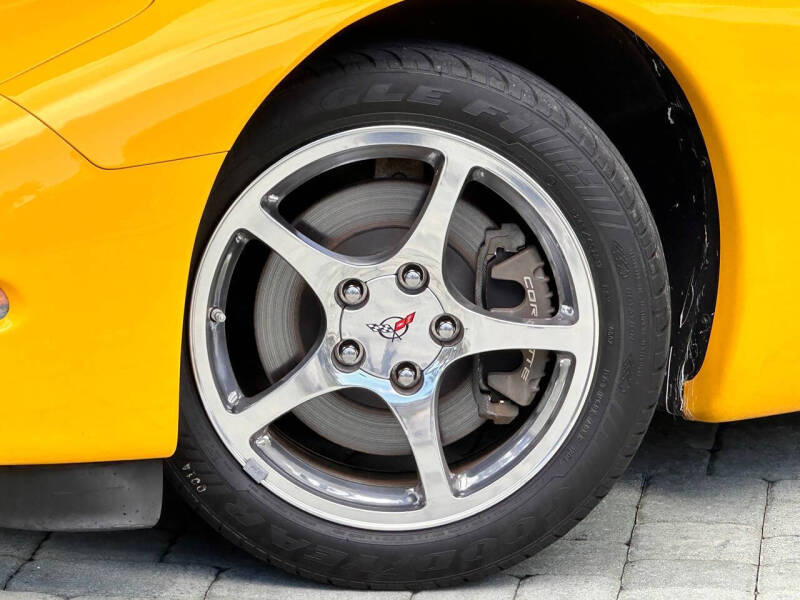 2004 Chevrolet Corvette