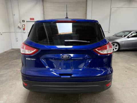 2014 Ford Escape S