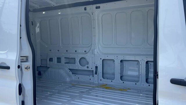 2025 Ford Transit 250