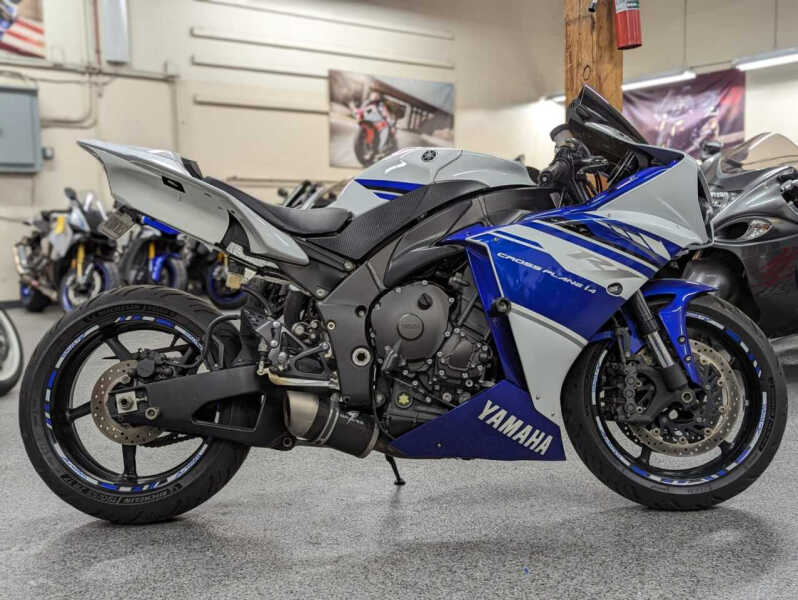 2014 yamaha r1 for clearance sale