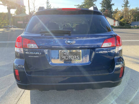 2011 Subaru Outback 2.5i Premium