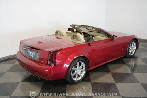 2005 Cadillac XLR