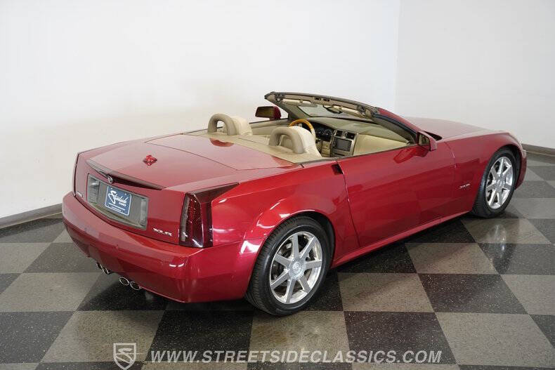 2005 Cadillac XLR