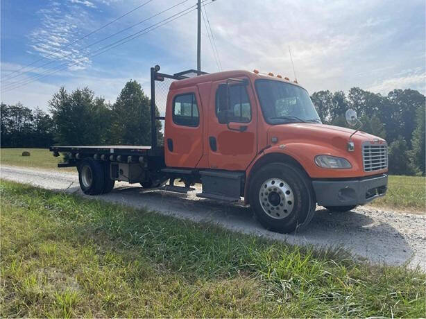 2017 Freightliner M2 106