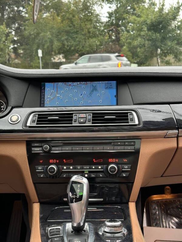 2010 BMW 7 Series 750Li xDrive