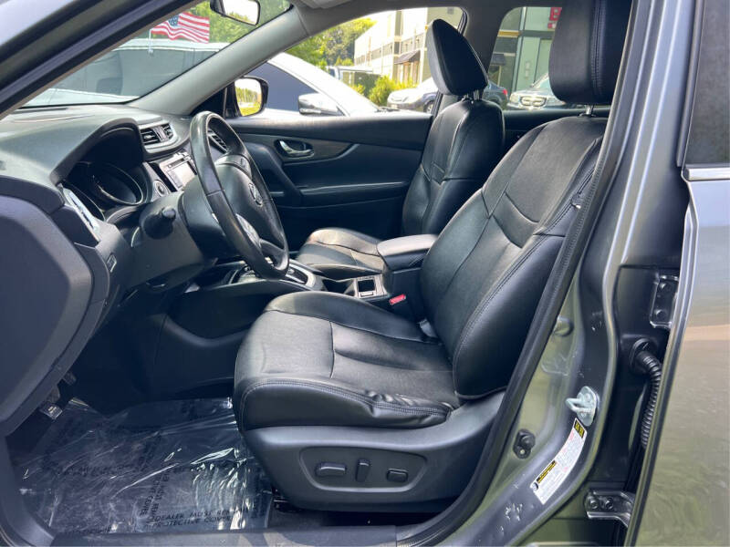 2016 Nissan Rogue SL