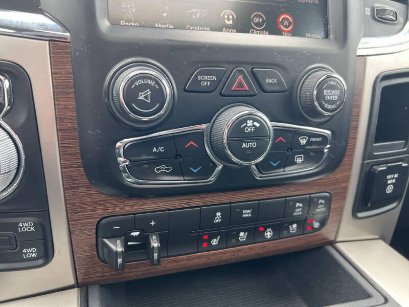 2016 RAM 1500 Laramie