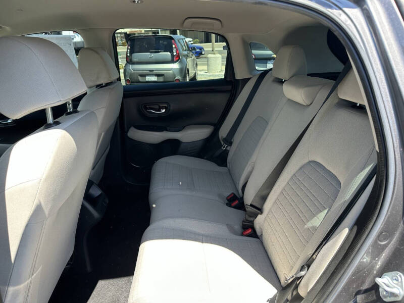 2025 Honda HR-V LX