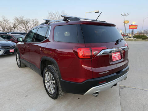2017 GMC Acadia SLE-2