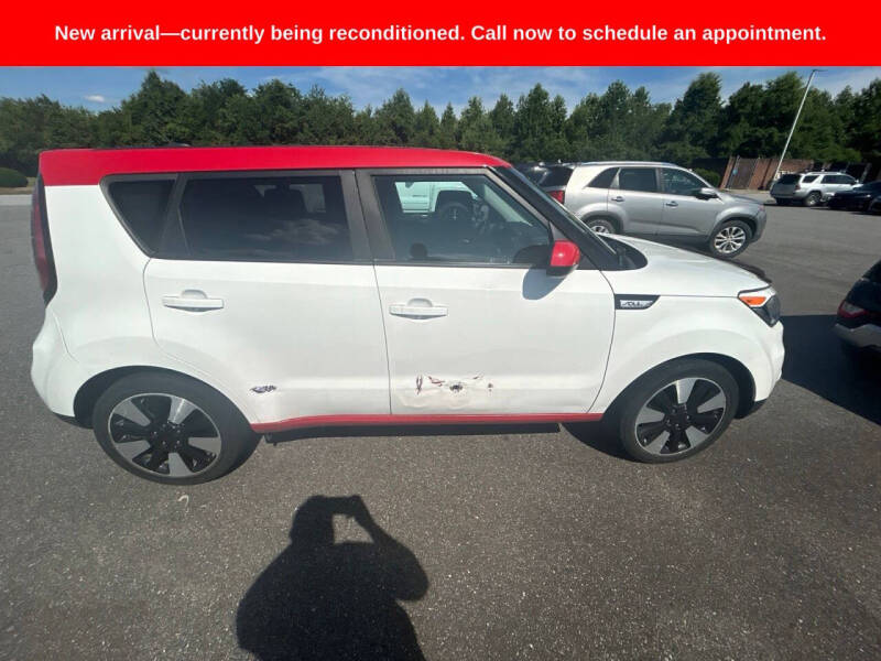 2017 Kia Soul +