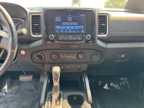 2022 Nissan Frontier SV