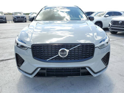 2024 Volvo XC60 B5 Plus Dark Theme