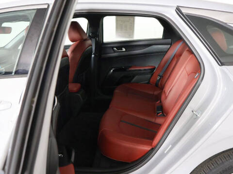 2023 Kia K5