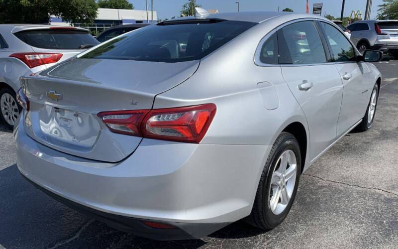 2022 Chevrolet Malibu 1LT photo 5