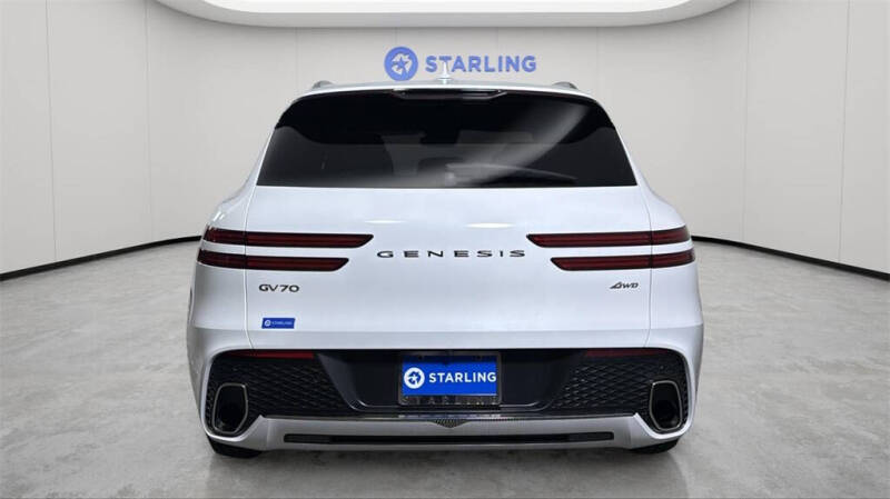 2022 Genesis GV70 2.5T Standard