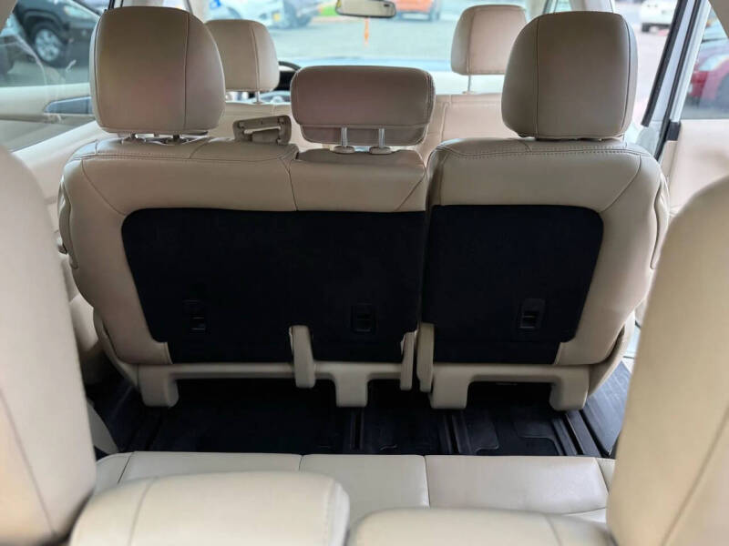 2017 Nissan Pathfinder