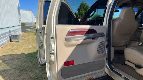 2004 Ford Excursion Limited