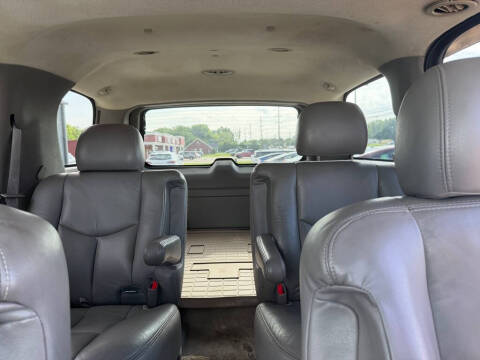 2003 GMC Yukon SLT