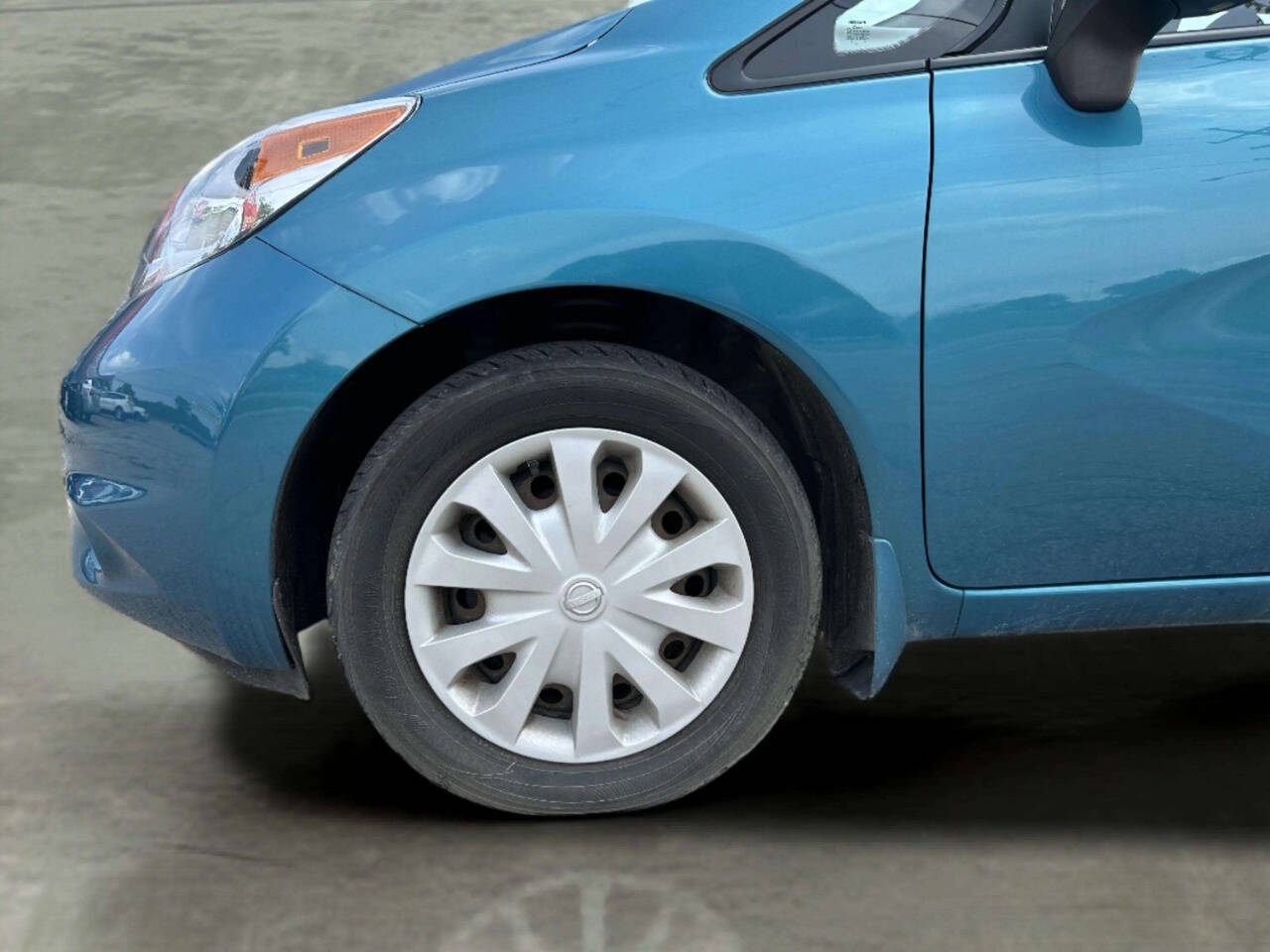 NissanVersa Note33