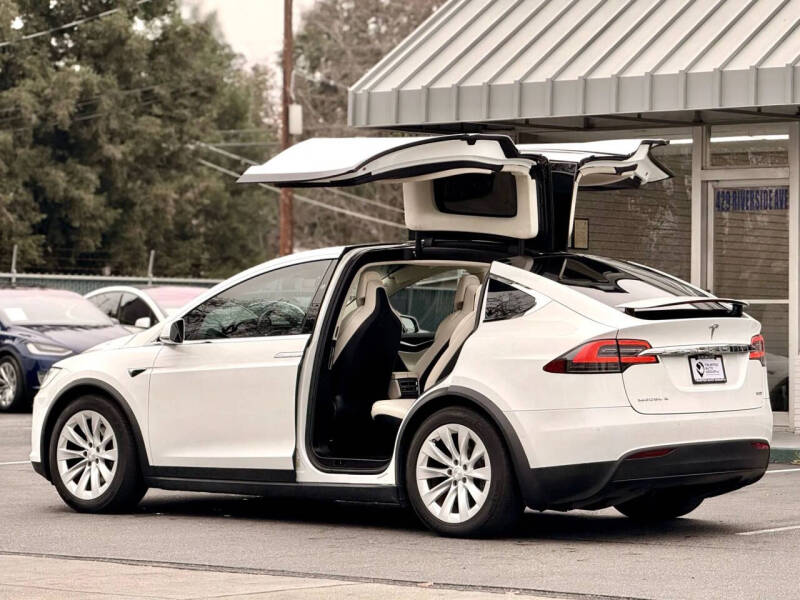 2017 Tesla Model X