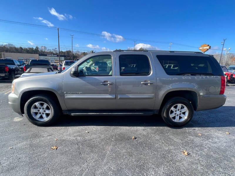 2009 GMC Yukon XL SLE2 photo 4