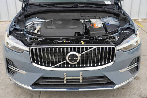 2022 Volvo XC60 Recharge T8 Inscription Expression