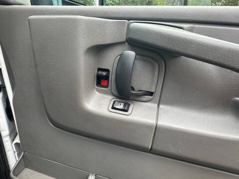 2015 GMC Savana 2500