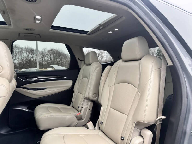 2021 Buick Enclave Essence