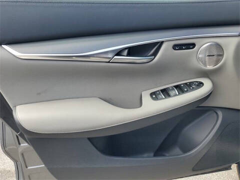 2025 Infiniti QX50 Luxe