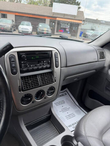 2003 Ford Explorer XLT