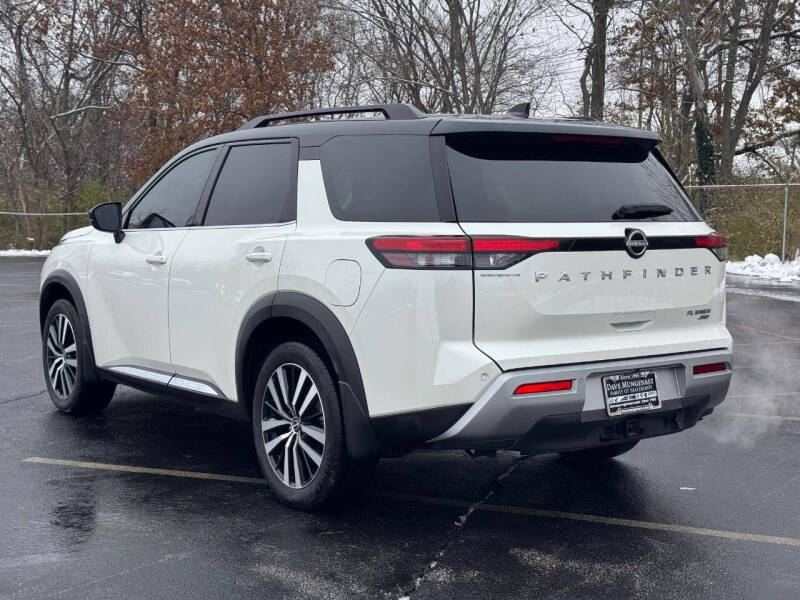 2024 Nissan Pathfinder Platinum