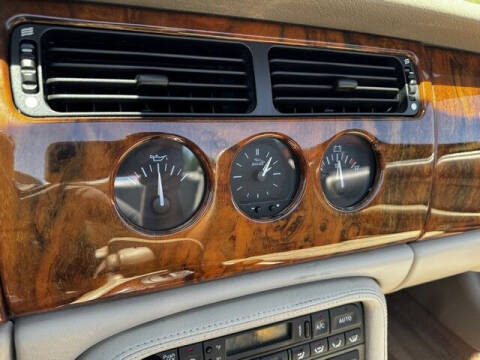 2000 Jaguar XK-Series XK8