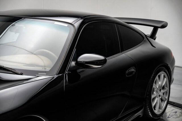 2004 Porsche 911 GT3
