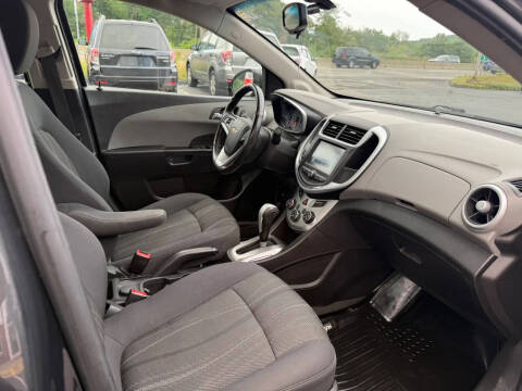 2017 Chevrolet Sonic LT Auto