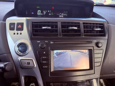 2012 Toyota Prius v Two