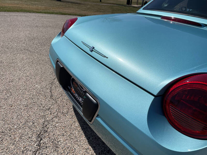 2002 Ford Thunderbird Deluxe