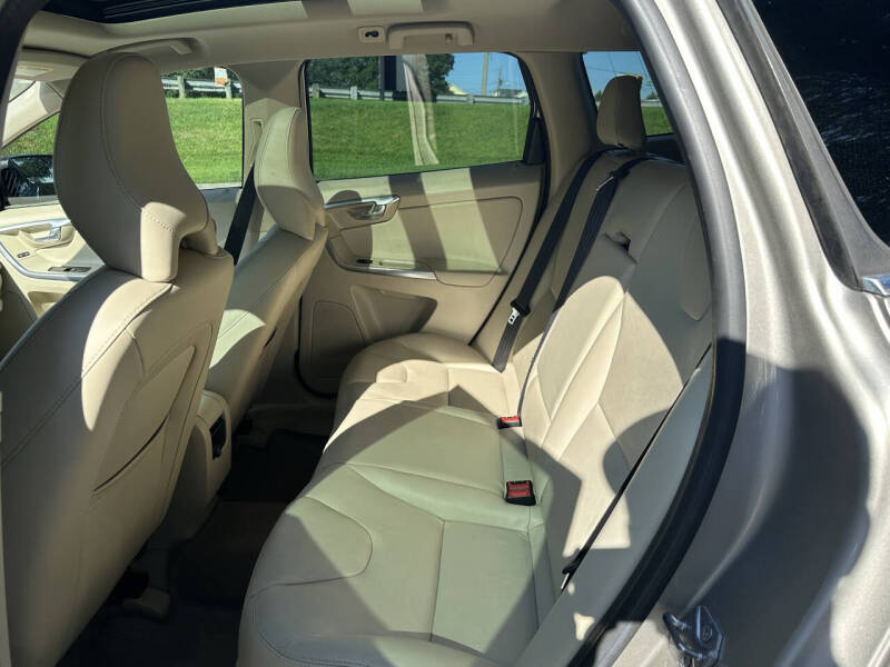 2015 Volvo XC60 T6 Drive-E