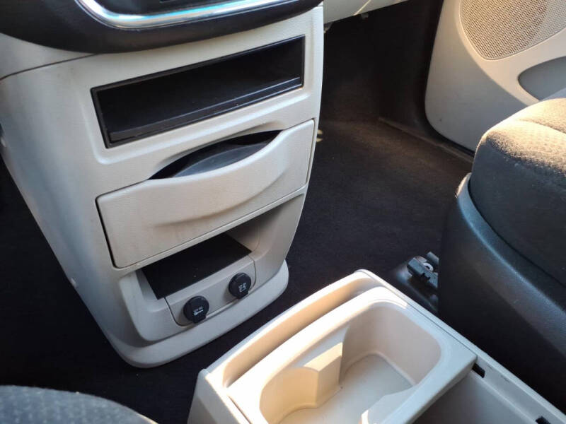2013 Dodge Grand Caravan SE